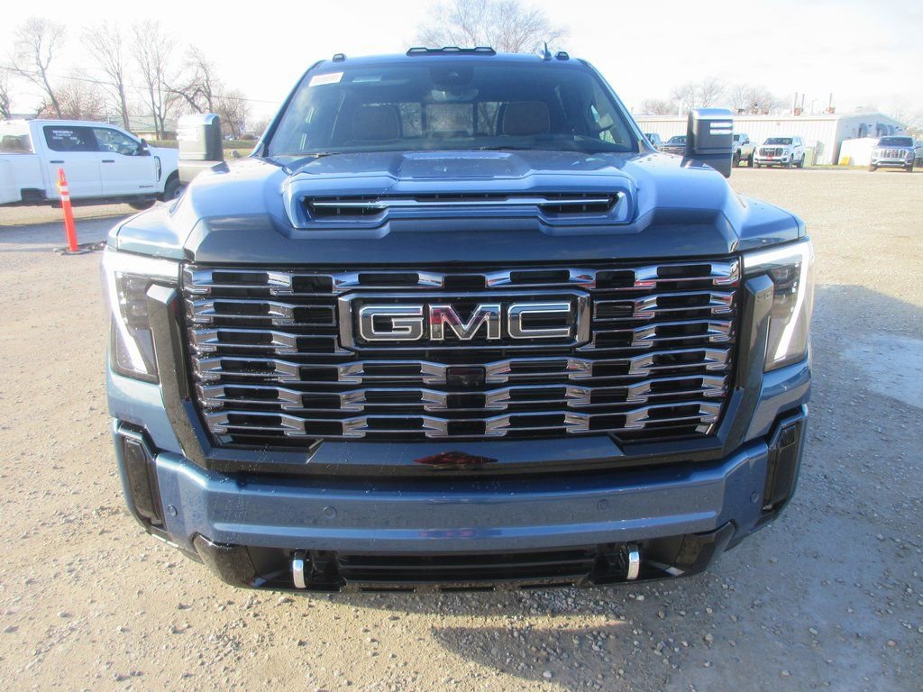 New 2026 GMC Sierra 2500 Denali Ultimate image 11