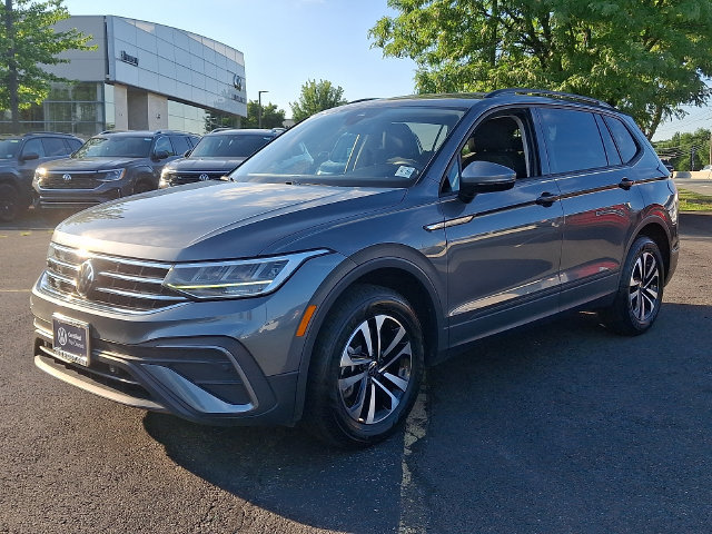 Used 2023 Volkswagen Tiguan S w/ Driver Assistance Package AWD/4WD image 5