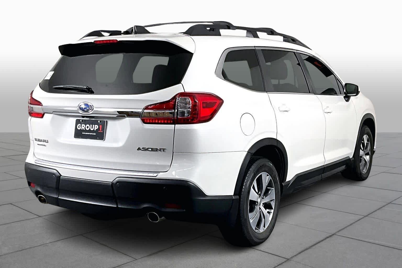 Used 2022 Subaru Ascent Premium w/ Convenience Package AWD/4WD image 12