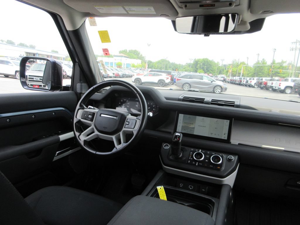 Used 2021 Land Rover Defender 110 AWD/4WD image 24