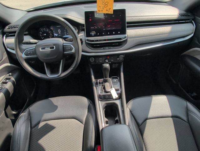 Used 2024 Jeep Compass Latitude AWD/4WD image 25