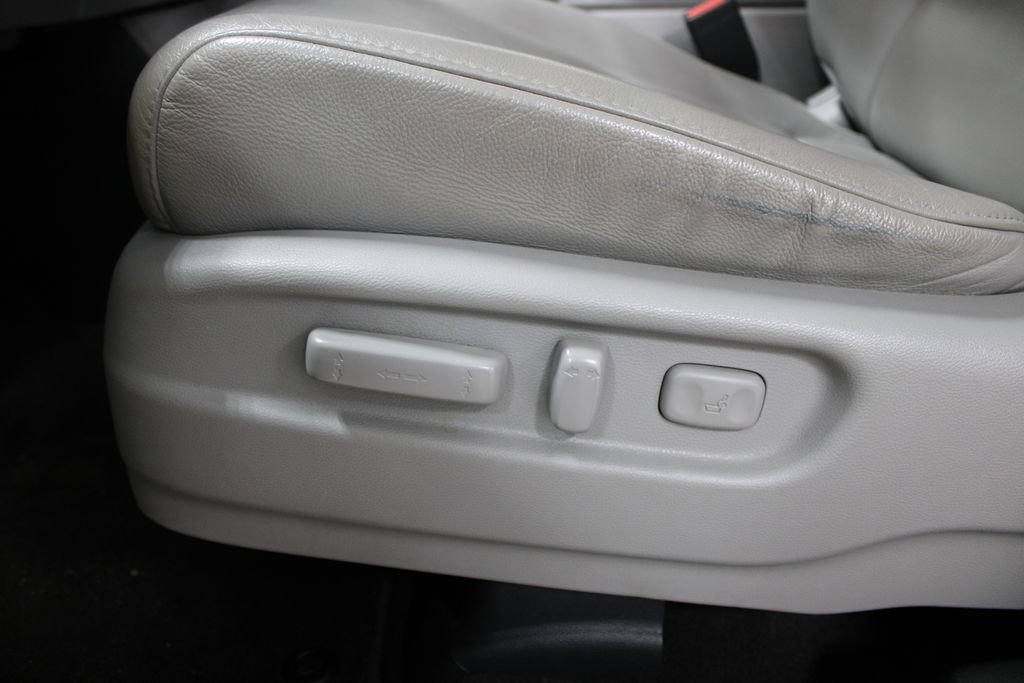 Used 2020 Honda Pilot Touring image 16