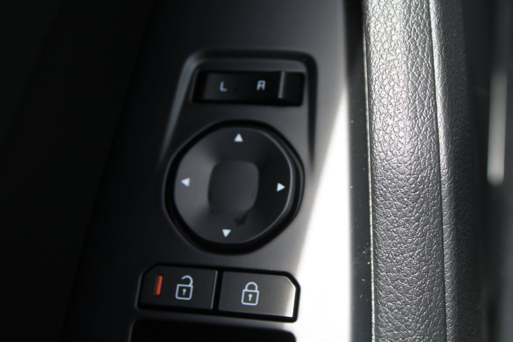 New 2027 Kia Sportage EX FWD image 21