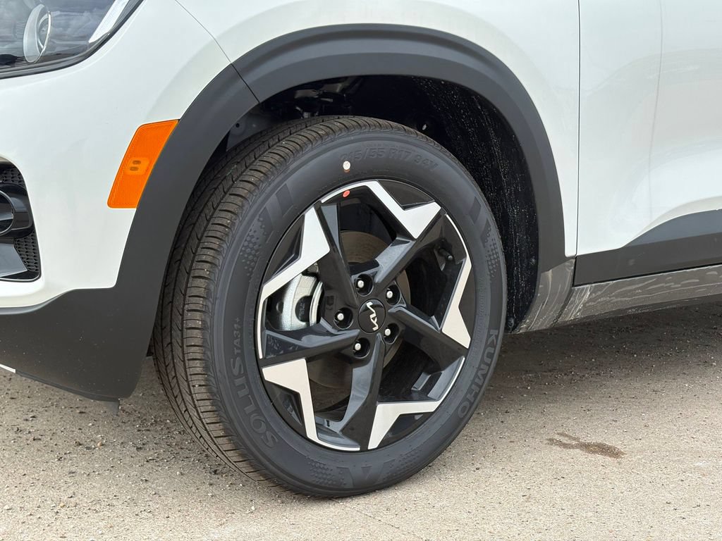New 2026 Kia Seltos S FWD image 9