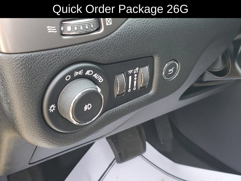 Used 2020 Jeep Cherokee Limited AWD/4WD image 8