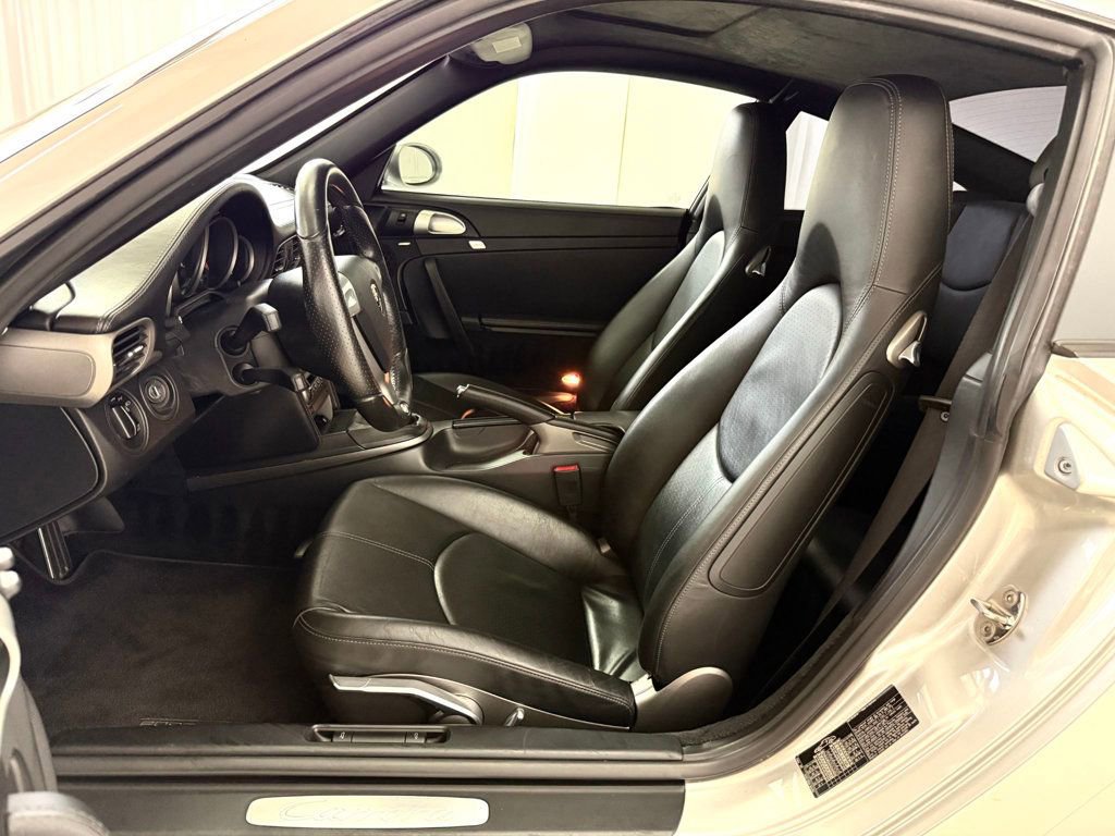 Used 2005 Porsche 911 Carrera image 42