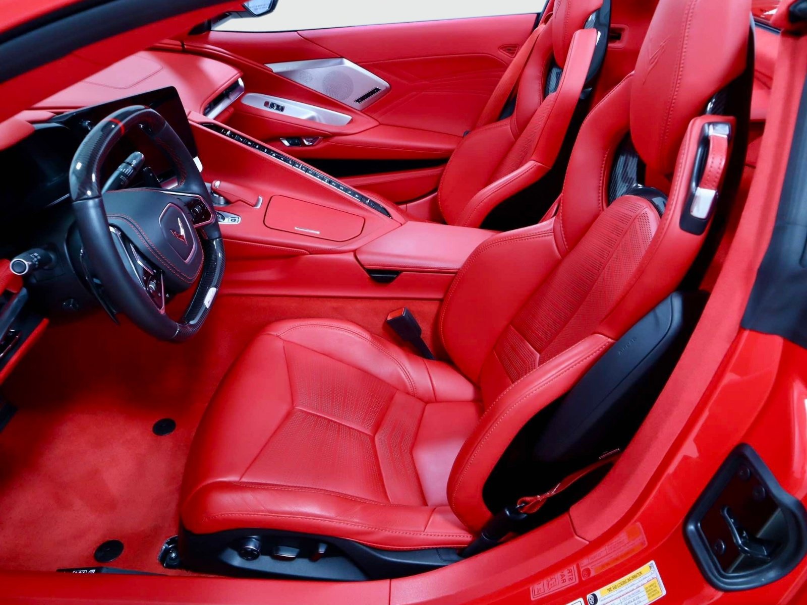 Used 2024 Chevrolet Corvette Z06 RWD image 20