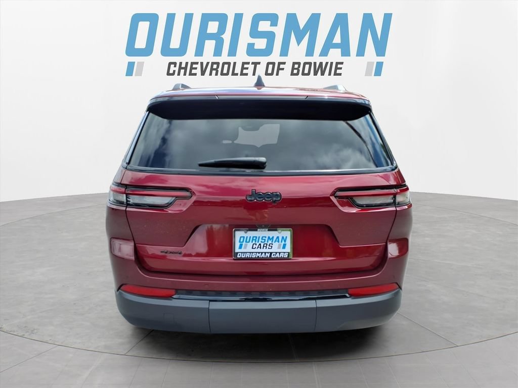 Used 2023 Jeep Grand Cherokee L Laredo AWD/4WD image 4
