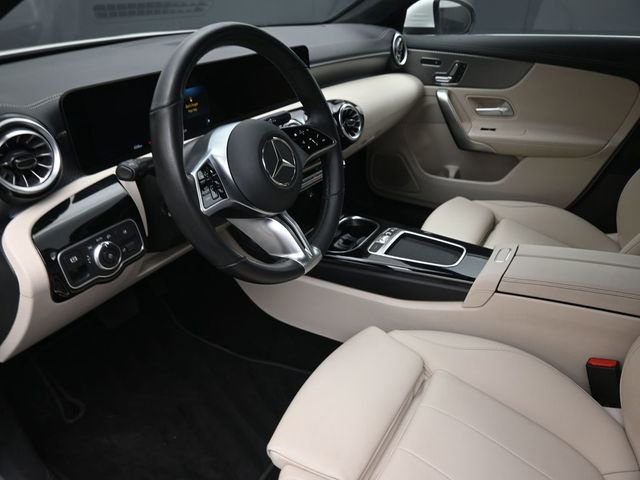 Used 2025 Mercedes-Benz CLA 250 4MATIC image 19