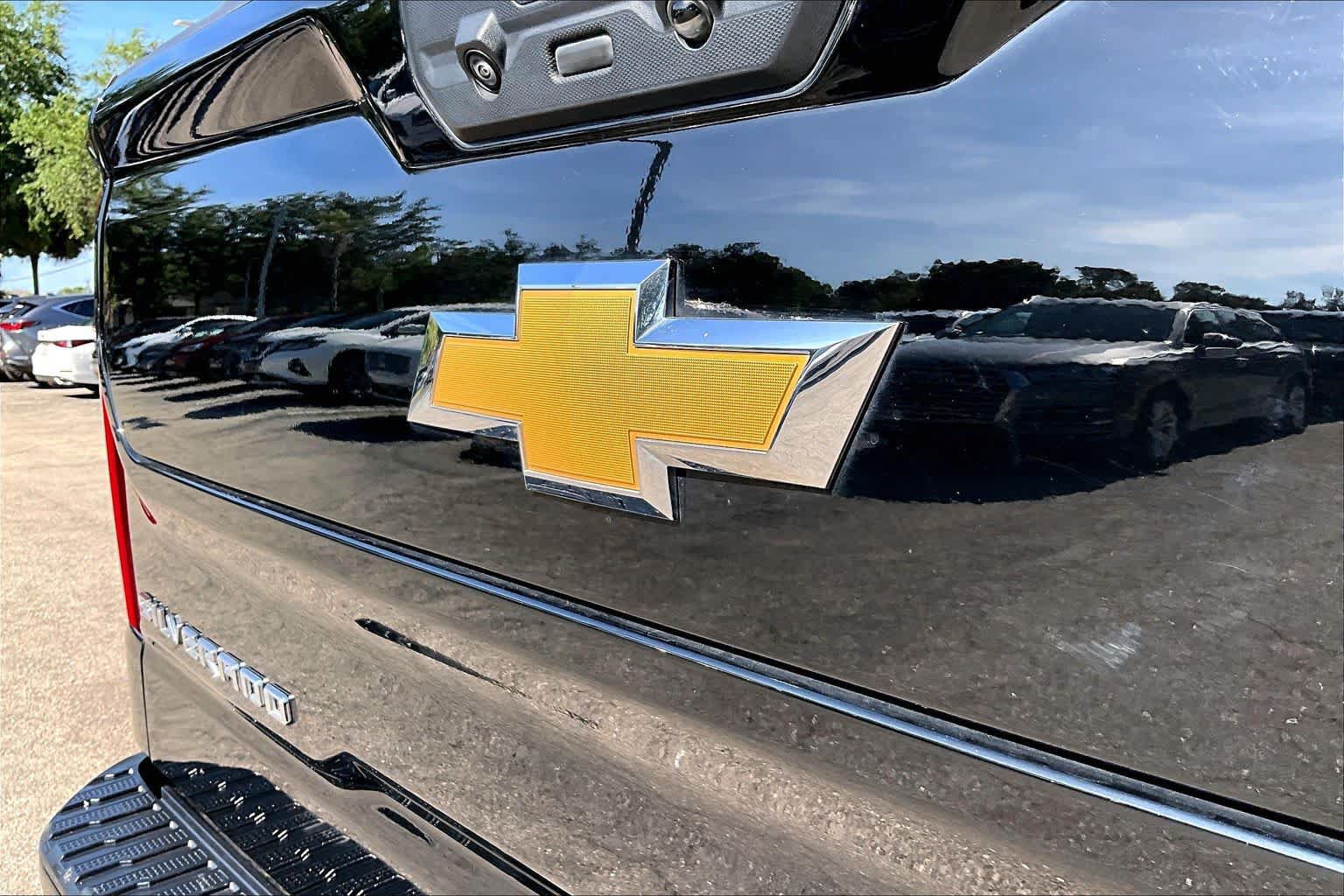 Used 2024 Chevrolet Silverado 1500 High Country w/ High Country Premium Package AWD/4WD image 31
