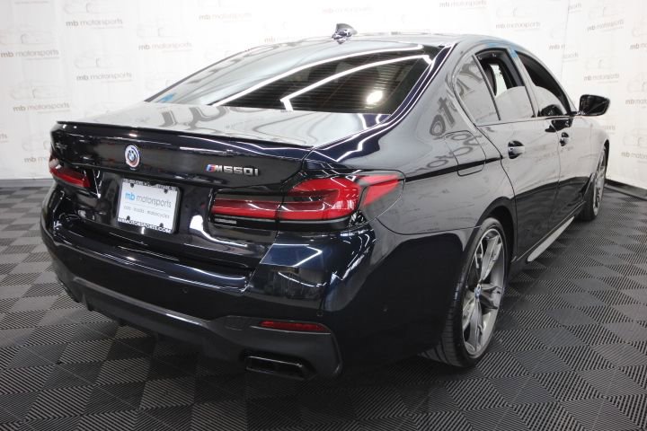 Used 2023 BMW M550i xDrive w/ Executive Package image 10