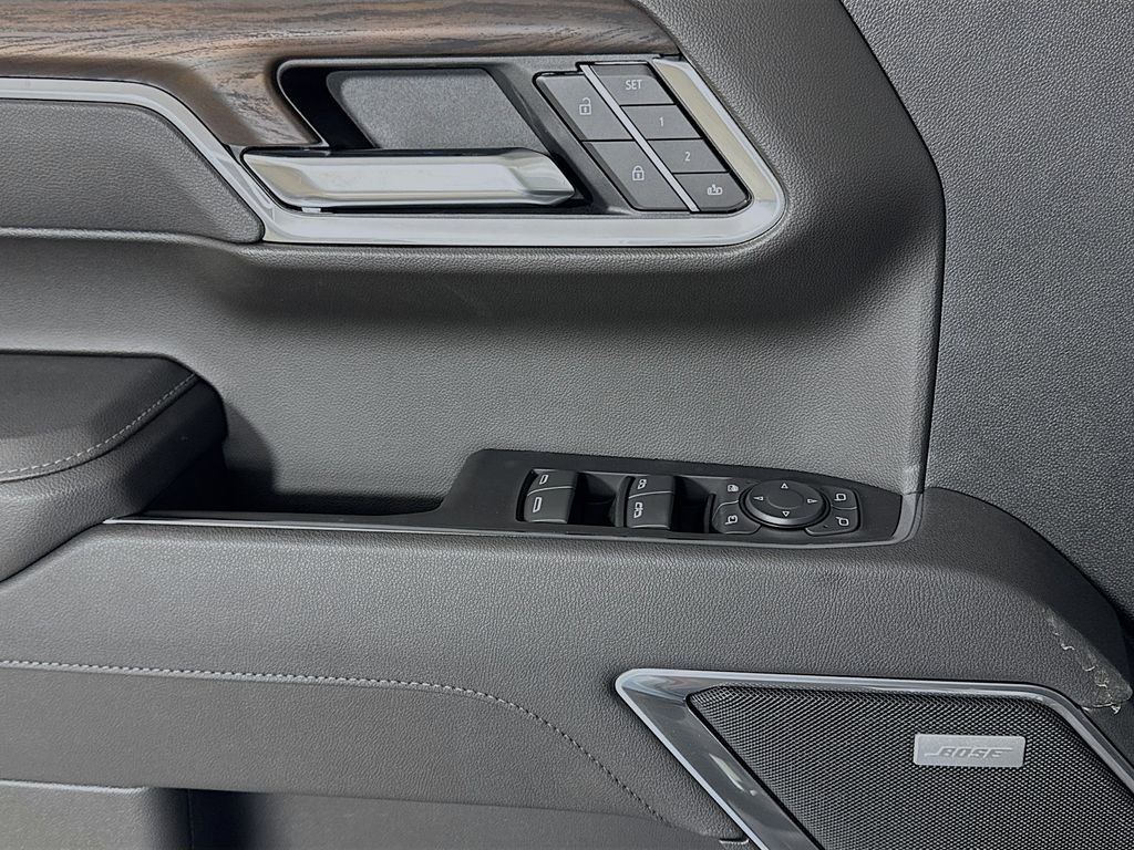 Certified 2026 GMC Sierra 1500 SLT image 16