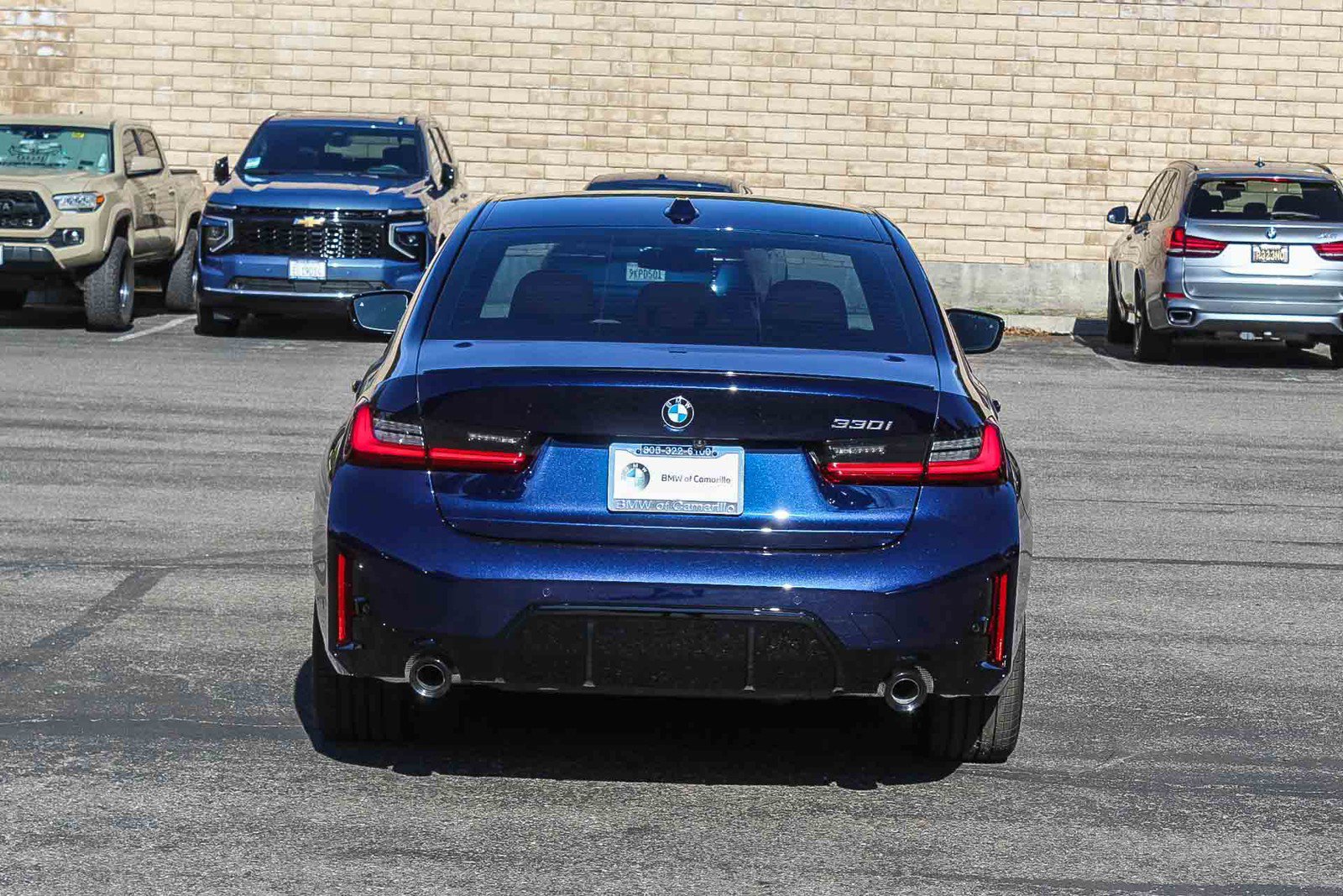 New 2026 BMW 330i Sedan w/ M Sport Package image 5