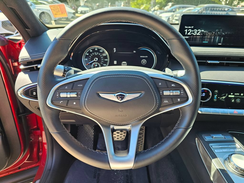 Used 2025 Genesis GV70 3.5T Sport w/ Sport Advanced Package AWD/4WD image 11