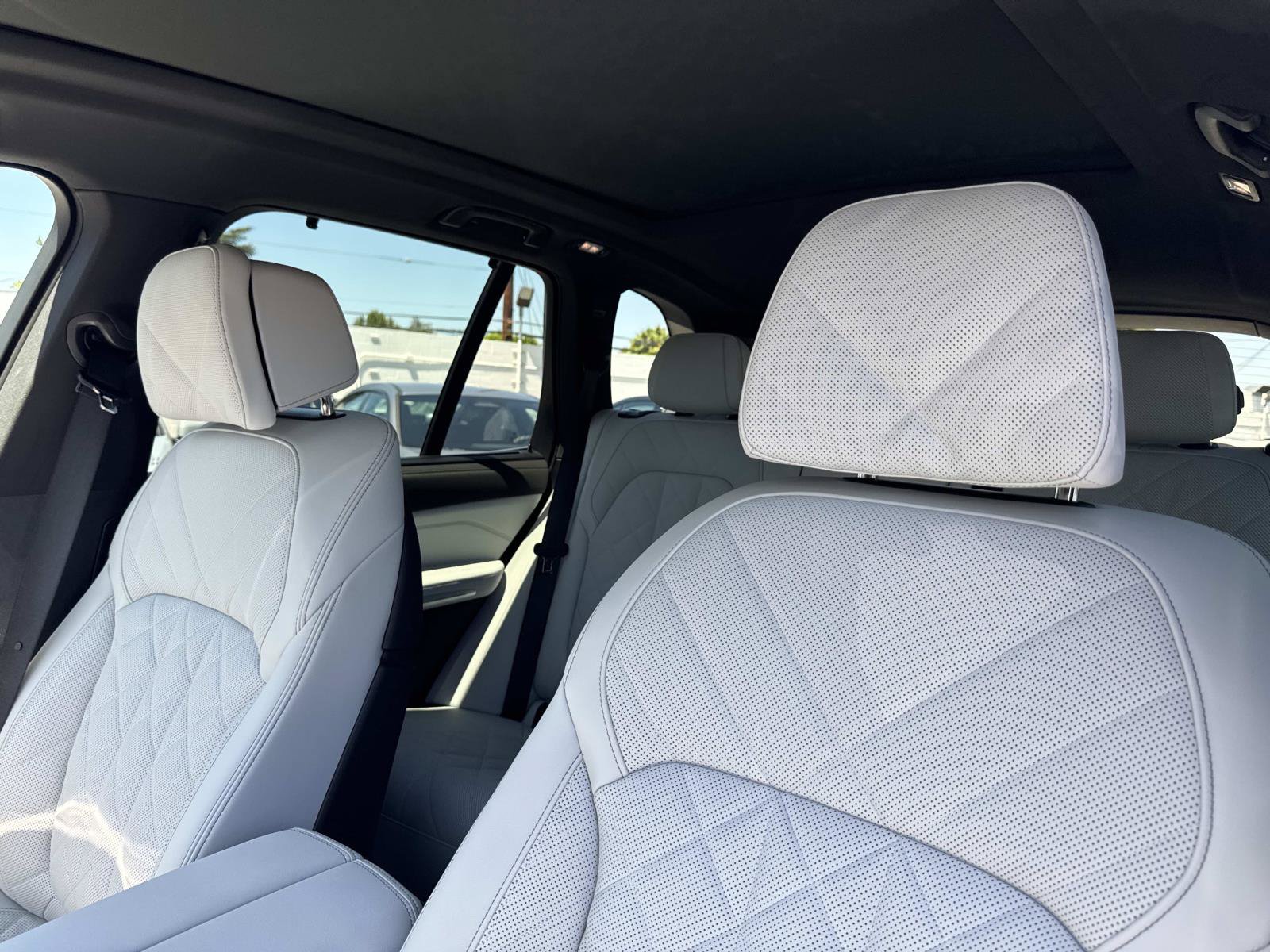 Used 2026 BMW X5 sDrive40i RWD image 24