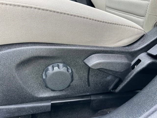 Used 2018 Ford Fusion S FWD image 14