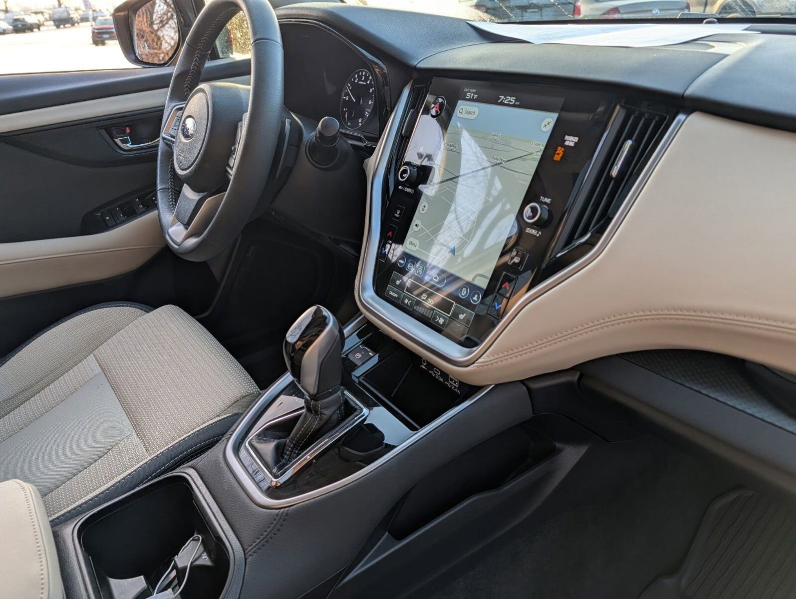 Certified 2025 Subaru Outback Premium w/ Popular Package #1A AWD/4WD image 23