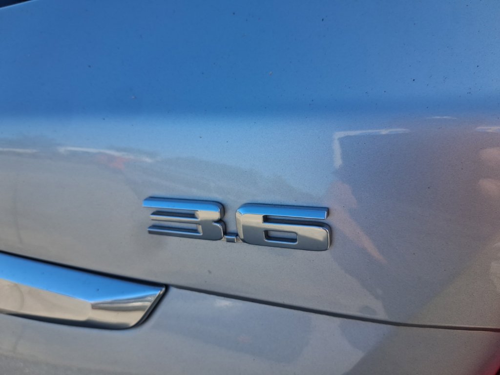 Used 2018 Cadillac XT5 Premium Luxury AWD/4WD image 12