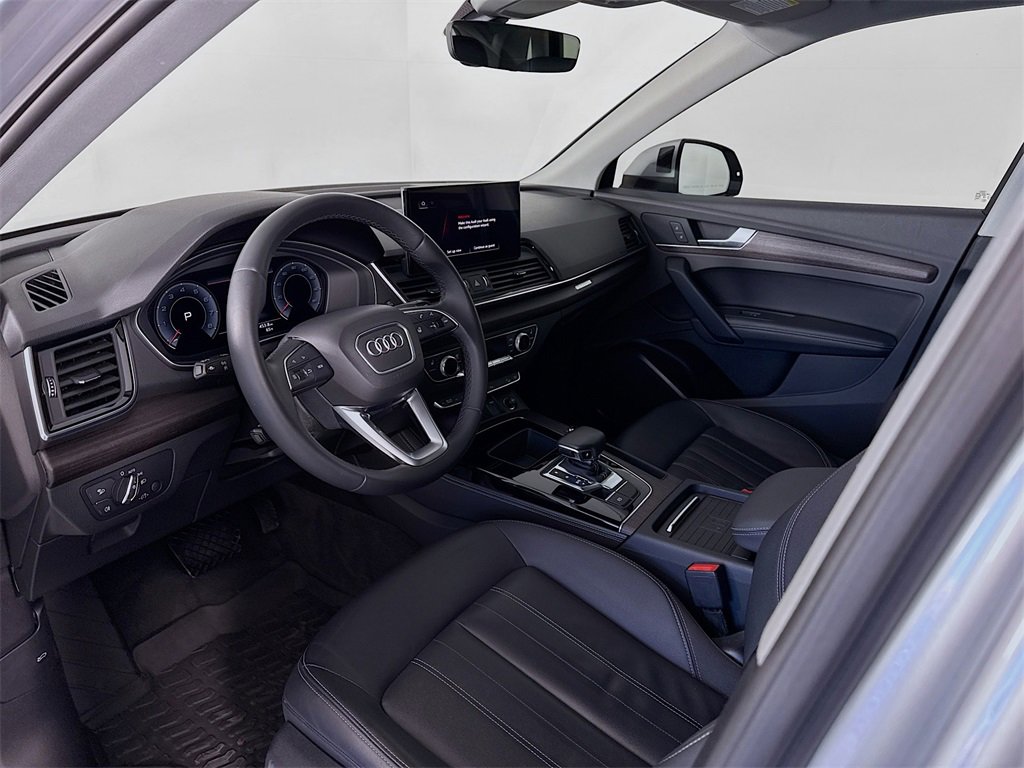 Used 2021 Audi Q5 2.0T Premium Plus w/ Premium Plus Package image 4