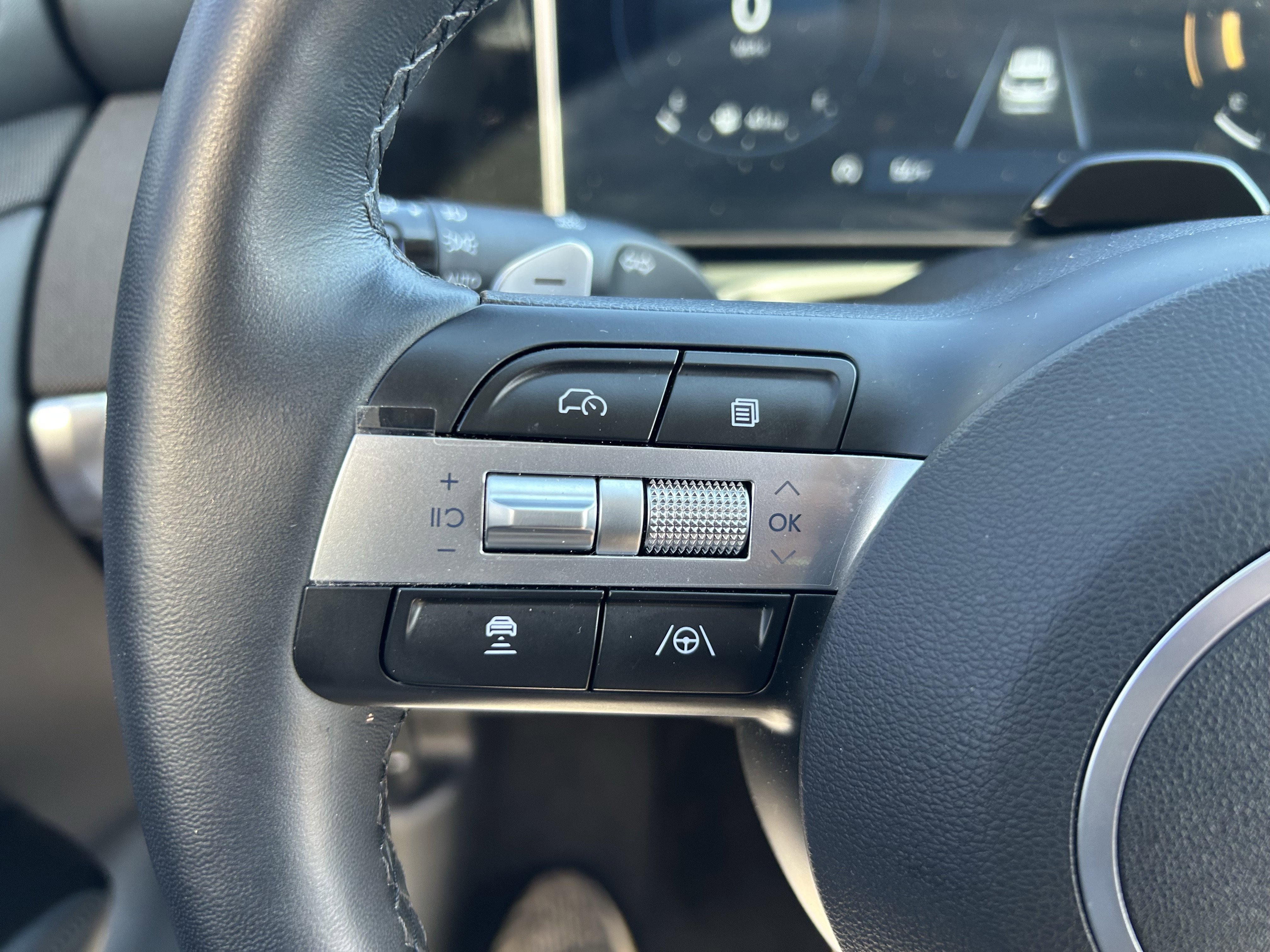 Used 2025 Hyundai Tucson Limited image 20