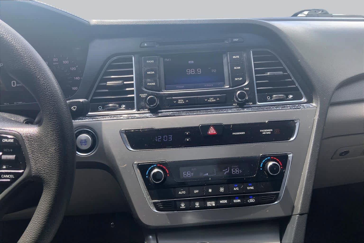 Used 2016 Hyundai Sonata SE FWD image 7