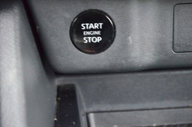 Used 2024 Nissan Rogue S image 27