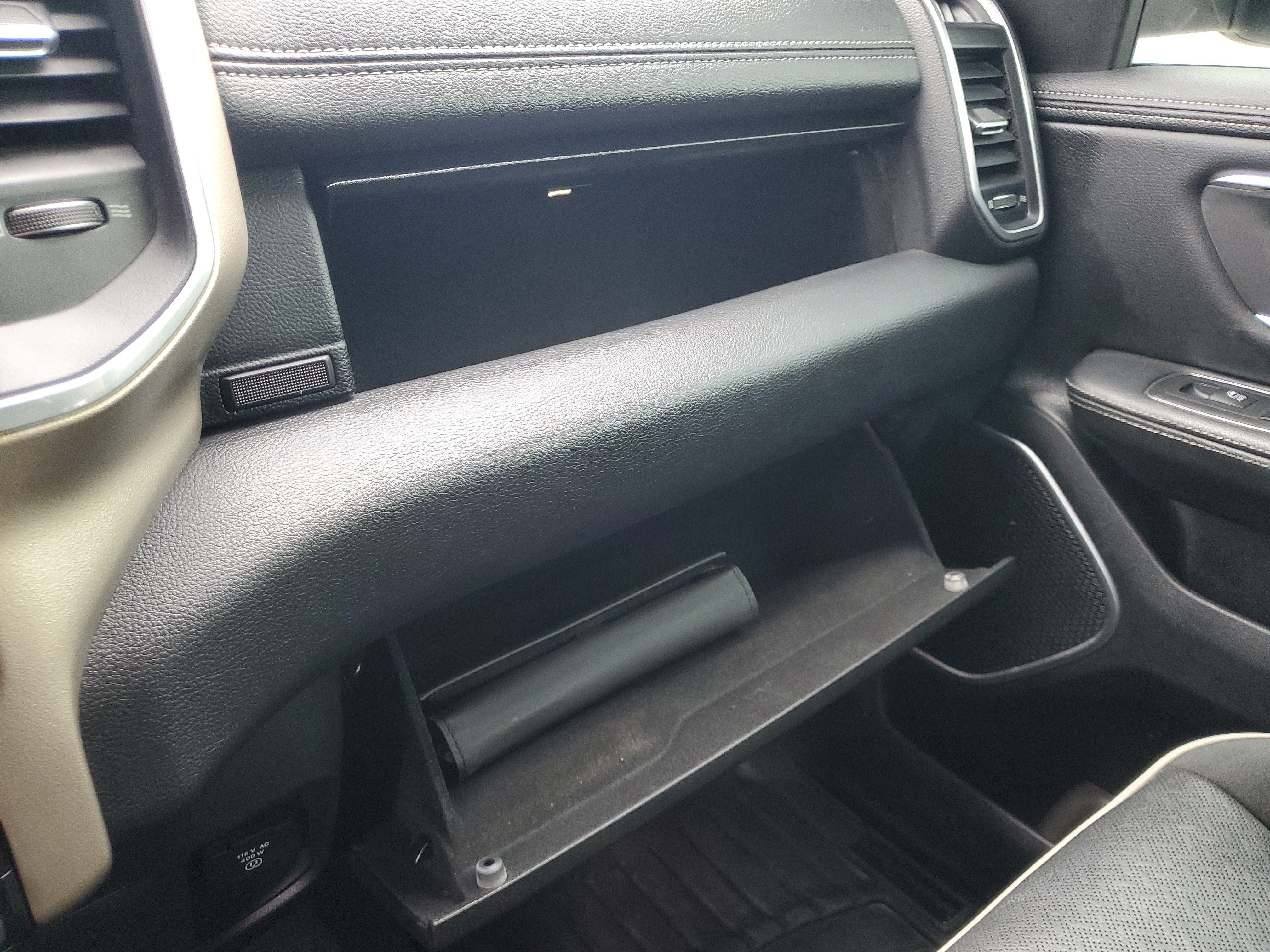 Used 2019 RAM 1500 Laramie w/ Bed Utility Group image 29