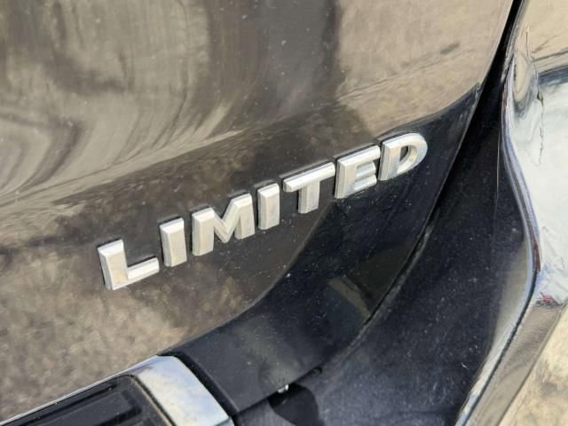 Used 2018 Jeep Grand Cherokee Limited AWD/4WD image 31