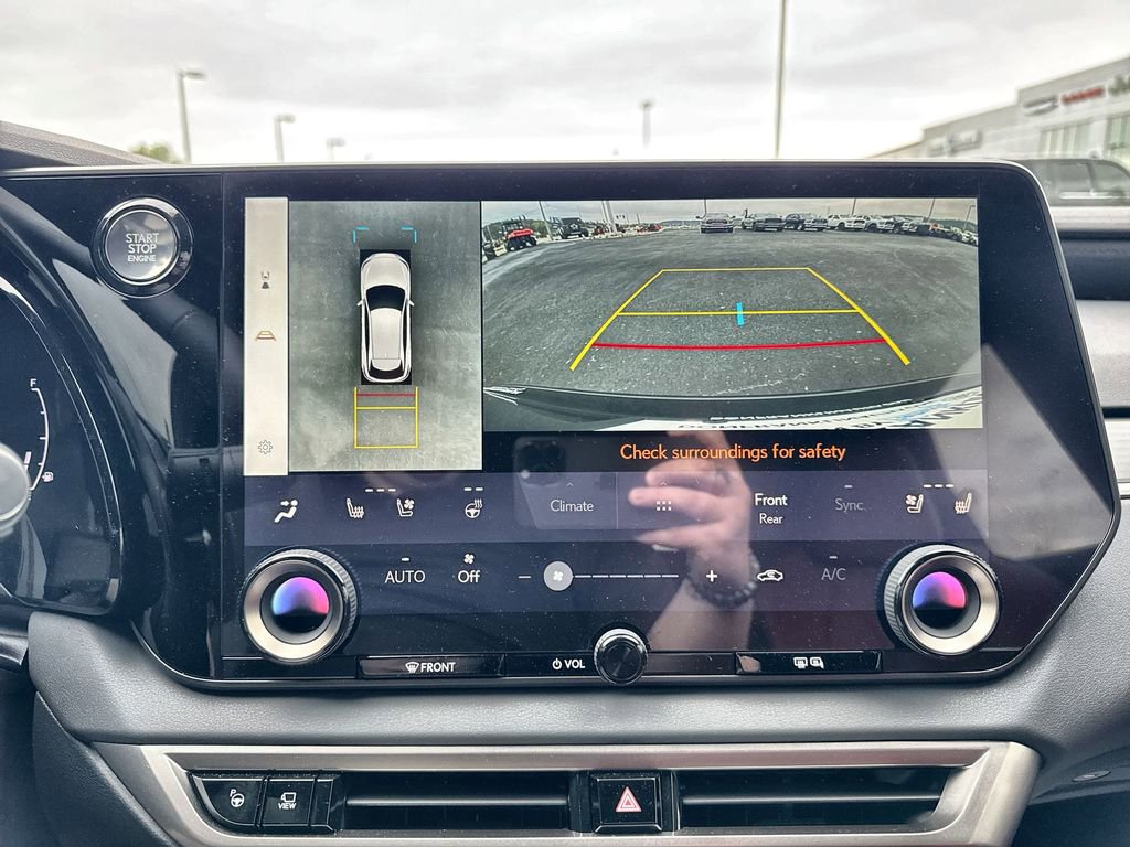 Used 2024 Lexus RX 350 F Sport w/ Convenience Package image 17