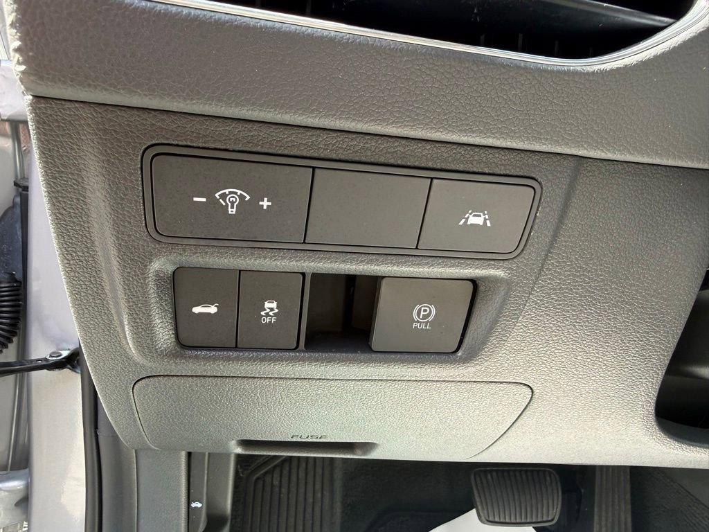 Used 2023 Hyundai Sonata SEL w/ Cargo Package image 16