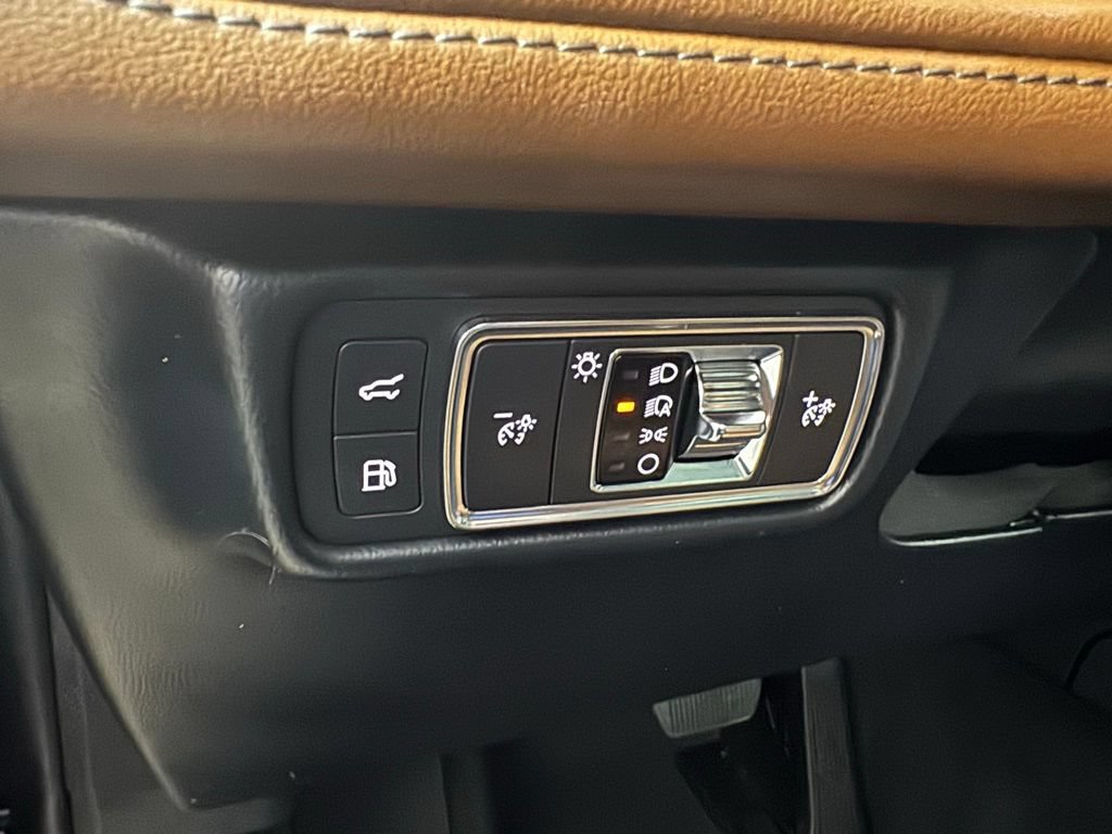 Certified 2023 Lincoln Aviator Grand Touring w/ Equipment Group 301A AWD/4WD image 33