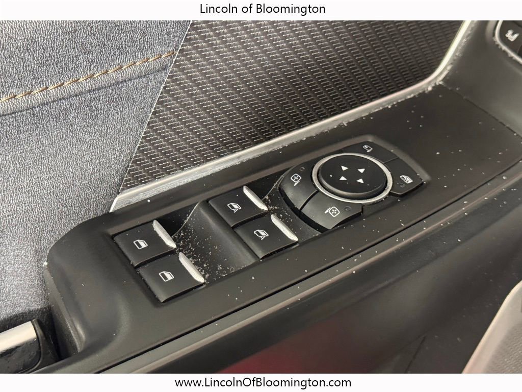 Used 2023 Ford F150 Raptor w/ Raptor Carbon Fibre Package image 18