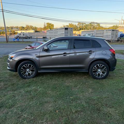 Used 2017 Mitsubishi Outlander Sport ES image 4