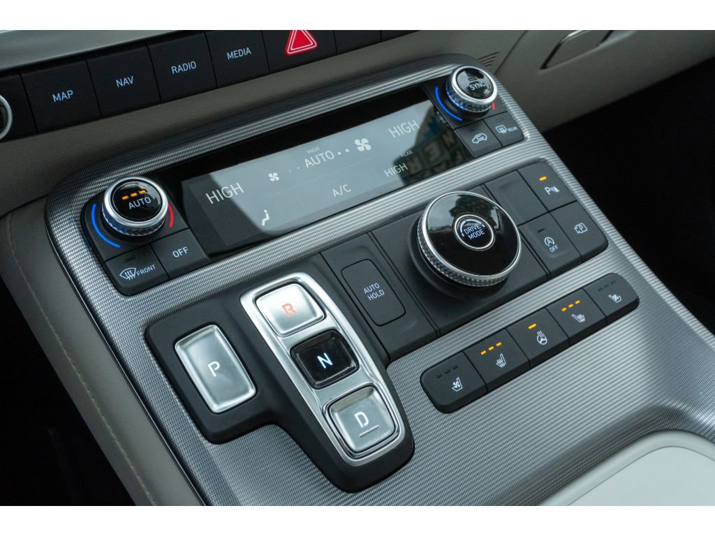 Used 2024 Hyundai Palisade Calligraphy image 28