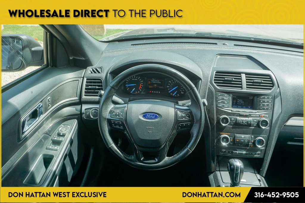 Used 2019 Ford Explorer XLT image 5