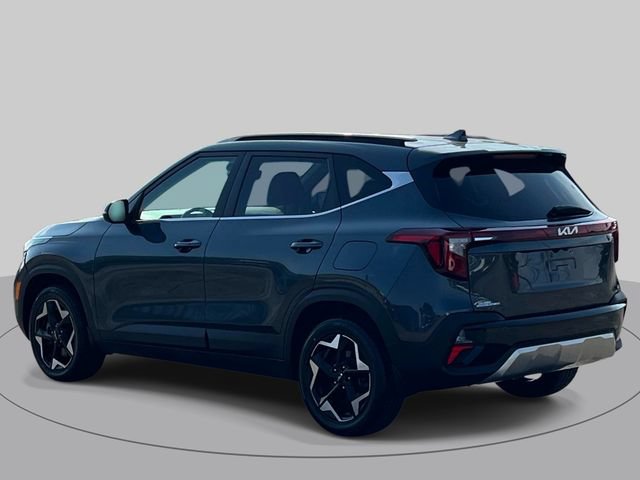 Used 2024 Kia Seltos EX AWD/4WD image 6