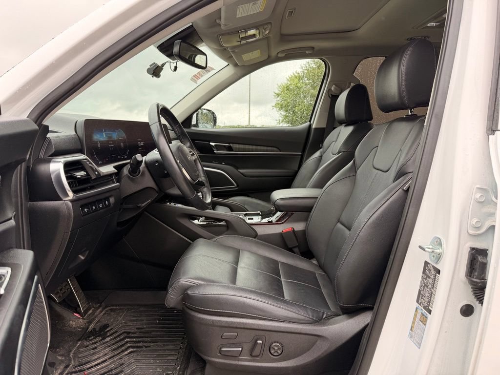 Used 2023 Kia Telluride SX AWD/4WD image 2