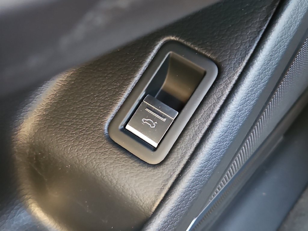 New 2027 Audi A8 L 3.0T AWD/4WD image 16