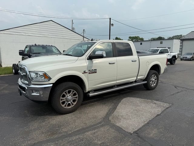 Used 2018 RAM 2500 Laramie AWD/4WD image 1