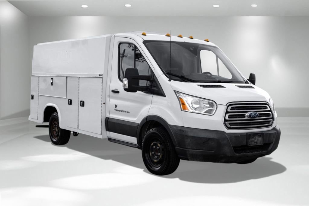 Used 2017 Ford Transit 350 138 w/ Interior Upgrade Package image 5