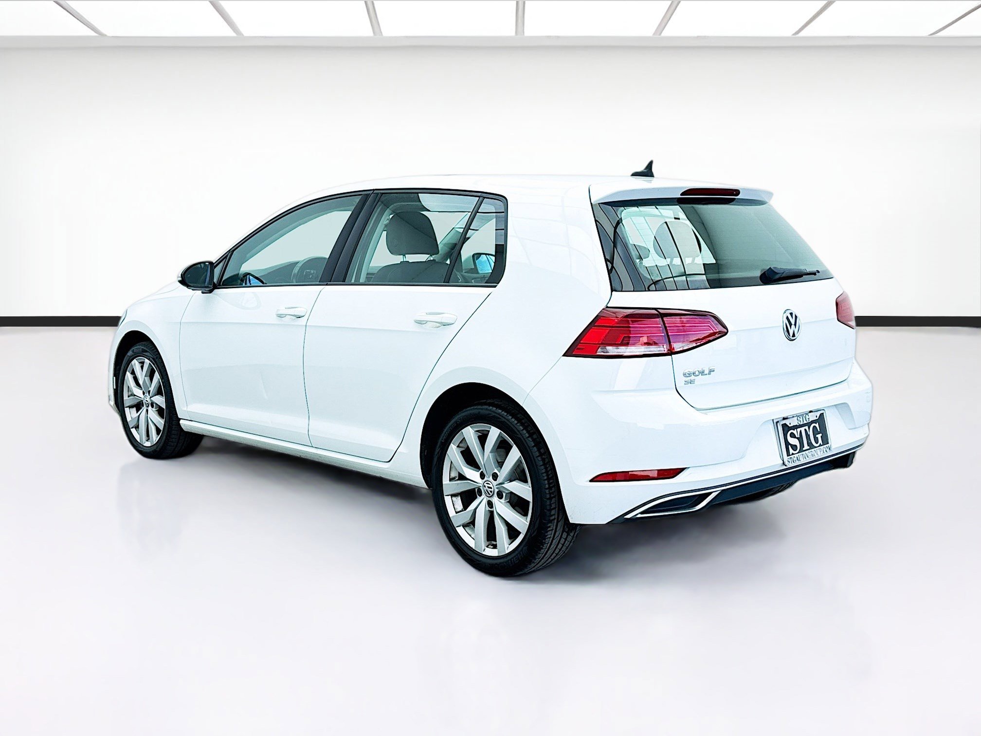 Used 2019 Volkswagen Golf SE w/ Driver Assistance Package image 6