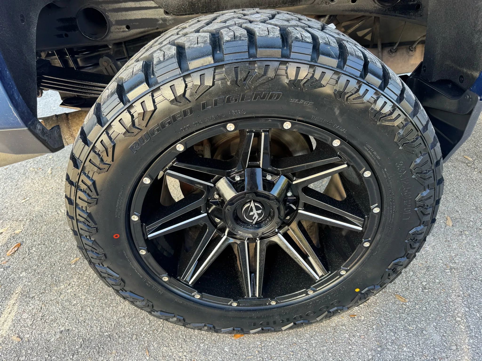 Used 2018 Chevrolet Silverado 2500 LT w/ LT Convenience Package AWD/4WD image 37
