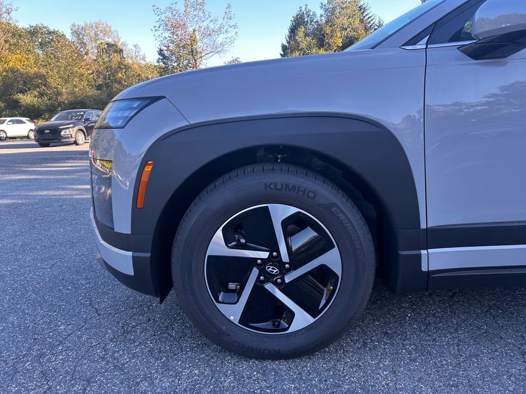 New 2026 Hyundai Ioniq 9 SE image 2