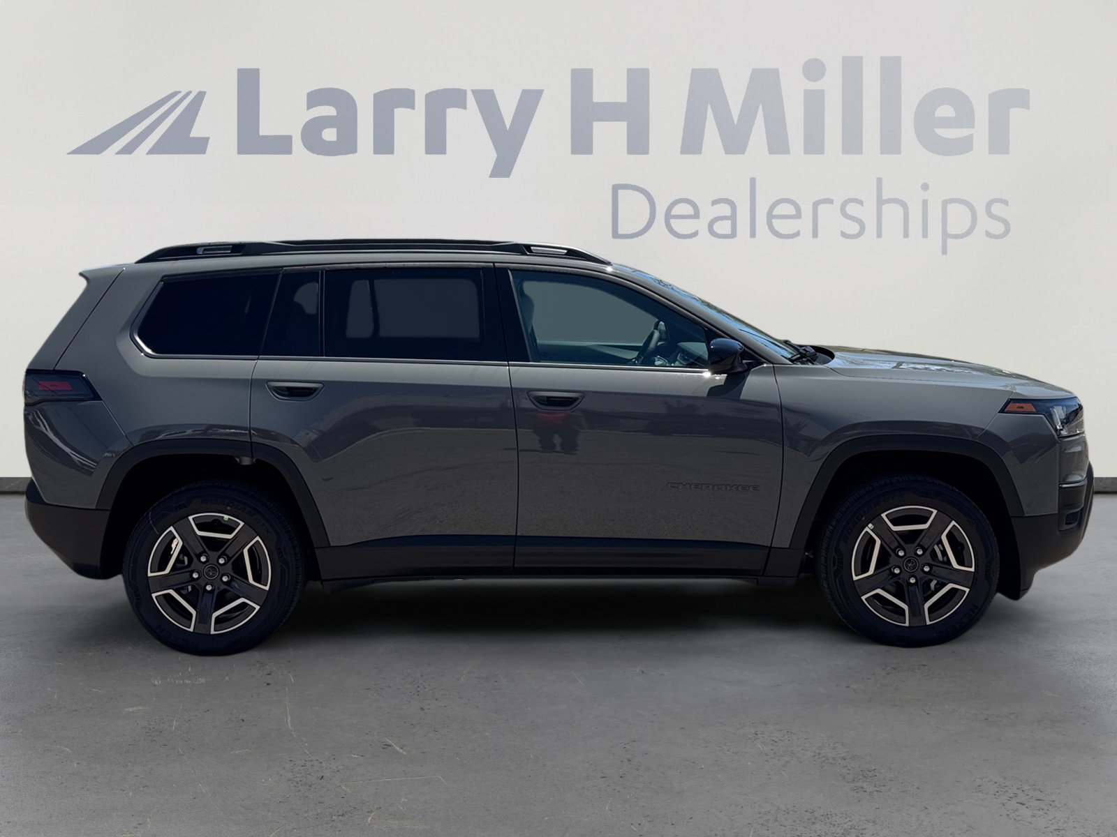 New 2026 Jeep Cherokee Laredo AWD/4WD image 6
