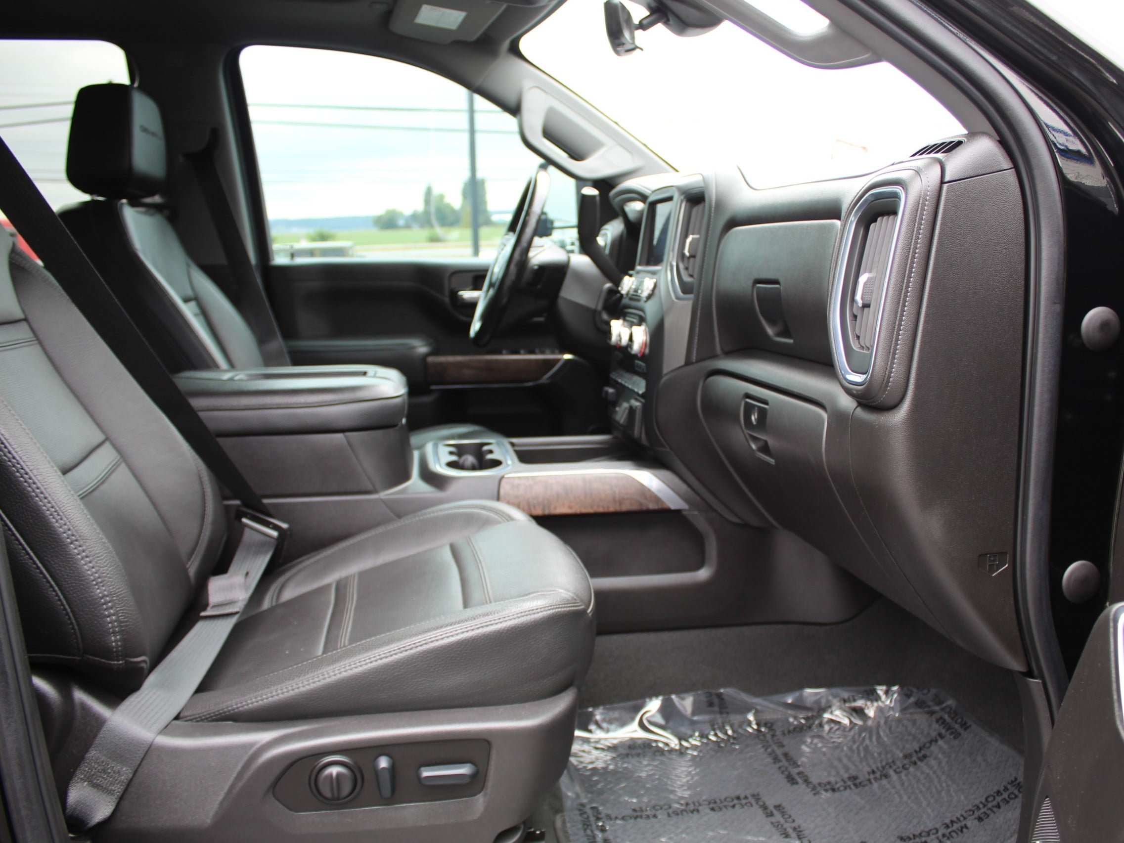 Used 2022 GMC Sierra 3500 Denali w/ Denali Ultimate Package AWD/4WD image 27