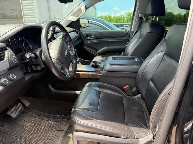 Used 2017 Chevrolet Suburban LT AWD/4WD image 6