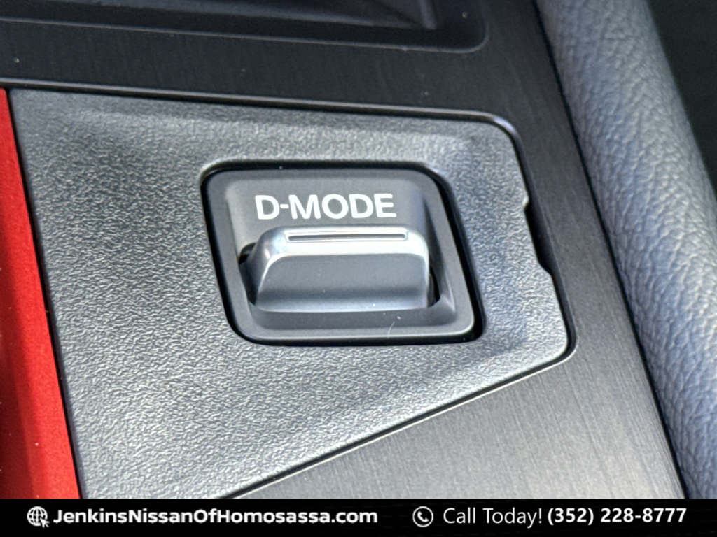 New 2026 Nissan Kicks SR w/ SR Premium Package FWD image 32