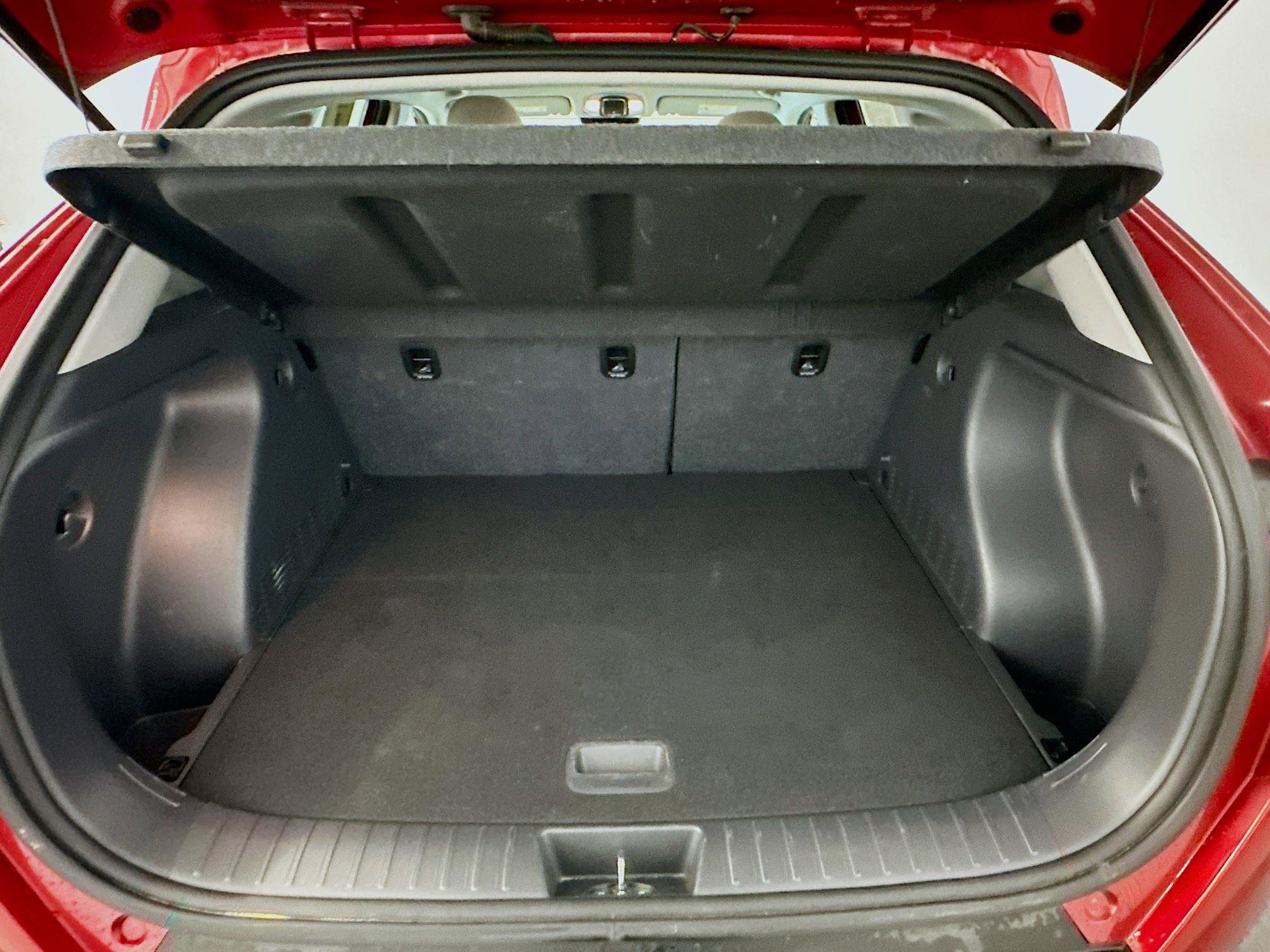 Used 2024 Hyundai Kona SEL image 30