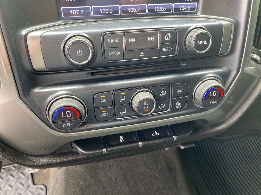 Used 2018 Chevrolet Silverado 1500 LT w/ All Star Edition image 17