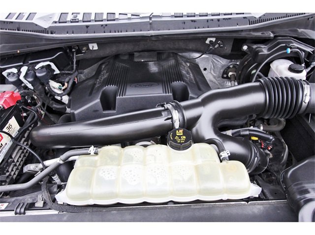 Used 2020 Ford F150 XLT image 32